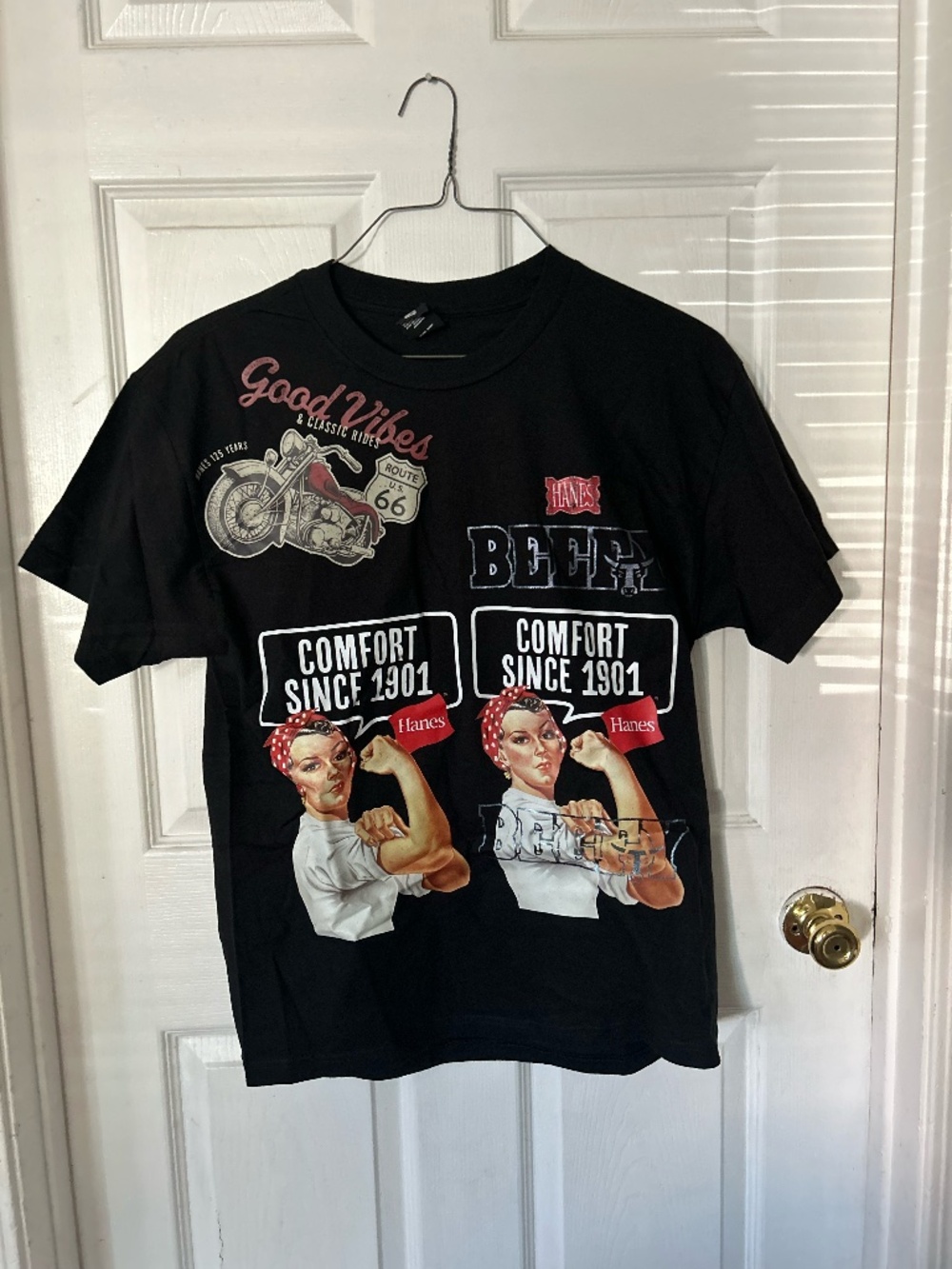 Hanes Beefy-T Black Heritage Graphic Shirt Rosie the Riveter Large